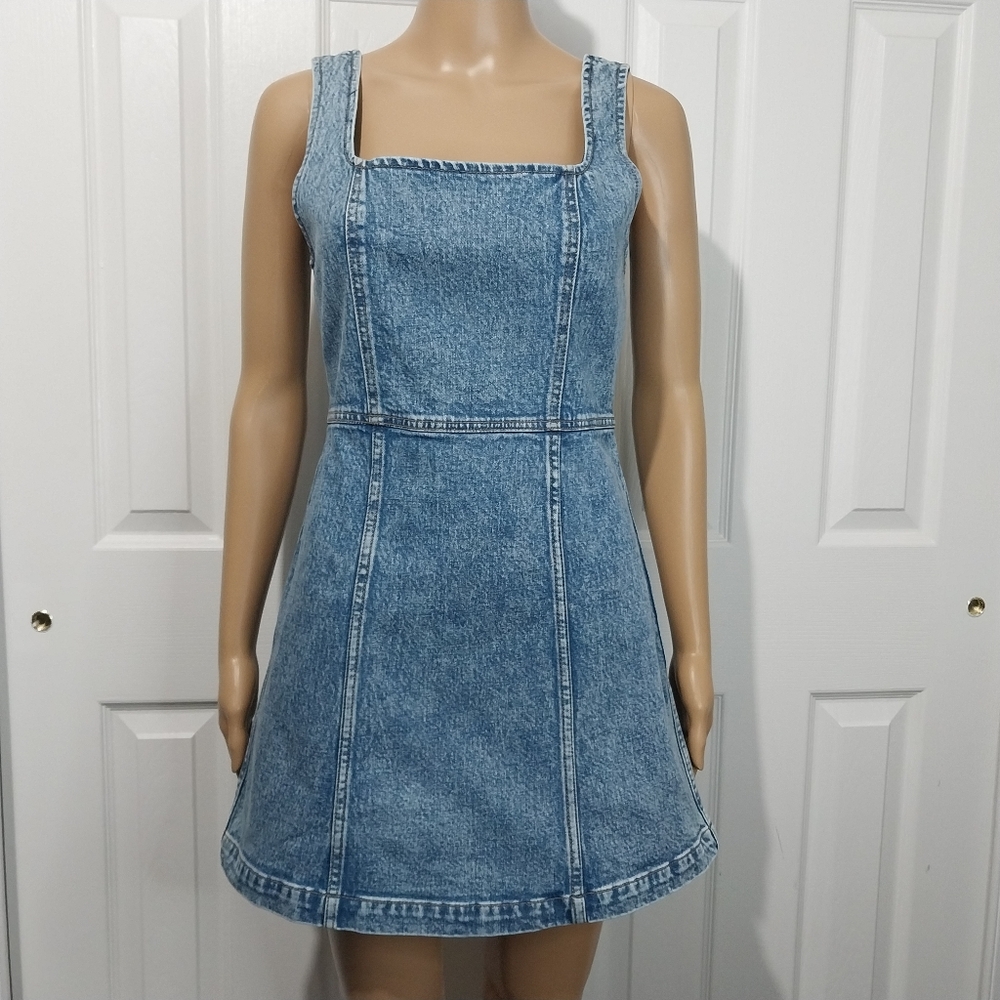 Alice‎ + Olivia Ramsey Square Neck Mini Dress, Size 2